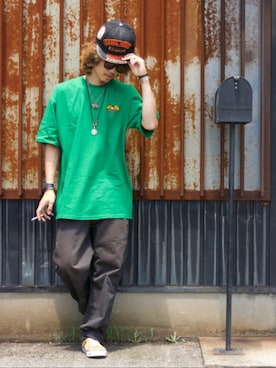 「LOSER MACHINE（ルーサーマシーン）のアイテム」を使った、Canvas Yoshikiさん（メンズ・177cm）の夏コーディネート