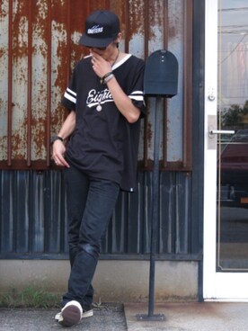 「OBEY（オベイ）のアイテム（パンツ）」を使った、Canvas Yoshikiさん（メンズ・177cm）の夏コーディネート