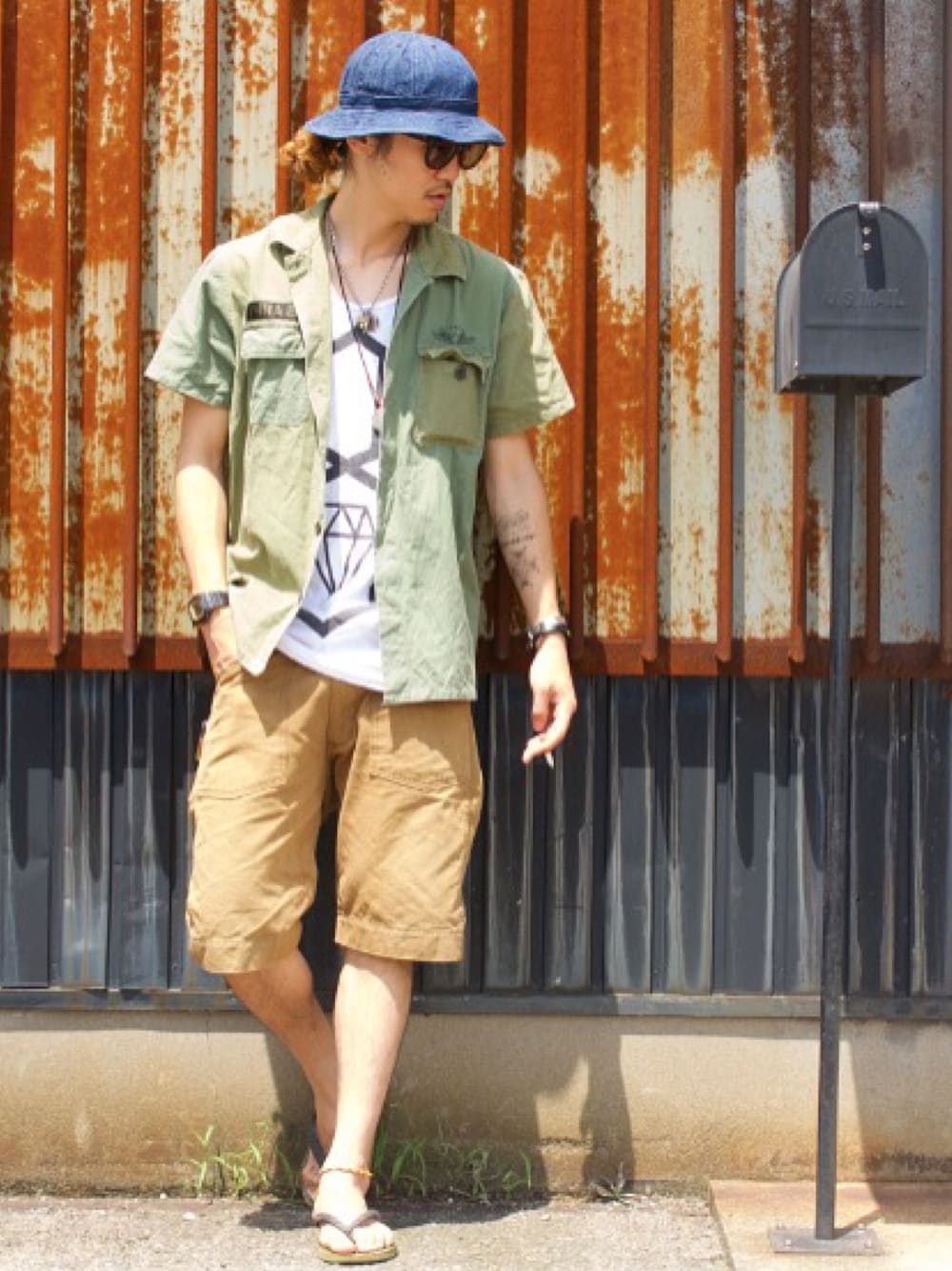「street、STYLE、streetstyle、ootd」｜「TROPHY CLOTHINGのアイテム（ハット、ブルー系）」を使った、Canvas Yoshikiさん（メンズ・177cm）の夏コーディネートの1枚目の写真