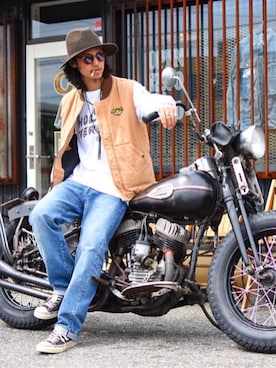 「LOSER MACHINE（ルーサーマシーン）のアイテム」を使った、Canvas Yoshikiさん（メンズ・177cm）の秋コーディネート