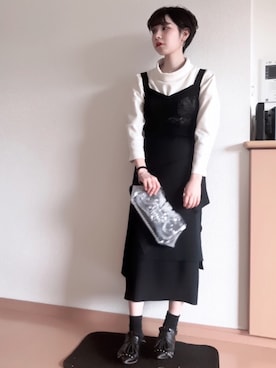 「アイテム（バングル/リストバンド）」を使った、林﨑咲良さん（レディース・153cm・20代）の春コーディネート