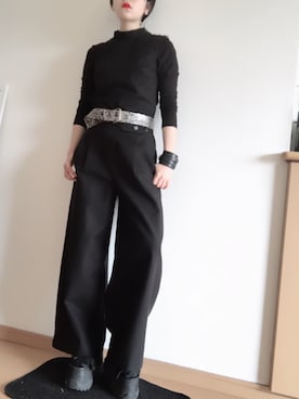 「アイテム（バングル/リストバンド）」を使った、林﨑咲良さん（レディース・153cm・20代）の春コーディネート