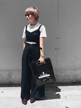 「STUDIOUS SELECT（ステュディオスセレクト）のアイテム（パンツ）」を使った、林﨑咲良さん（レディース・153cm）の春コーディネート