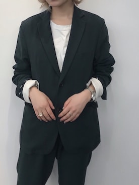 「JOINT WORKS（ジョイントワークス）のアイテム（テーラードジャケット）」を使った、林﨑咲良さん（レディース・153cm）の秋コーディネート