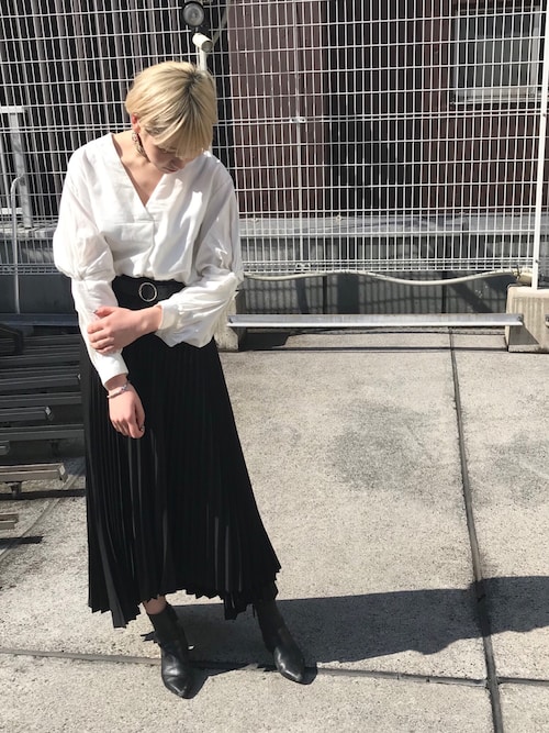 CLANE（クラネ）の「ASSYMETRY LIGHT PLEATS SKIRT（スカート