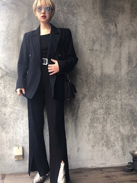 「SAINT LAURENT PARIS（サンローランパリ）のアイテム（ジャケット/アウター）」を使った、林﨑咲良さん（レディース・153cm）の冬コーディネート
