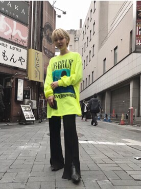 「ネオンイエロー」｜「アイテム（ブーツ）」を使った、林﨑咲良さん（レディース・153cm）の春コーディネート