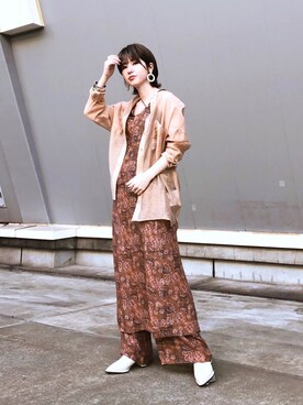 「アイテム（パンプス、グレー系）」を使った、mocaさん（レディース・160cm）の春コーディネート