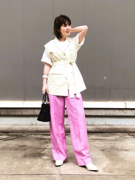 「アイテム（パンプス、グレー系）」を使った、mocaさん（レディース・160cm）の春コーディネート