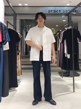 「アイテム（スリッポン）」を使った、shuhei adachiさん（メンズ・173cm・20代）の夏コーディネート