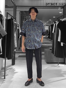 「アイテム（スリッポン）」を使った、shuhei adachiさん（メンズ・173cm・20代）の夏コーディネート