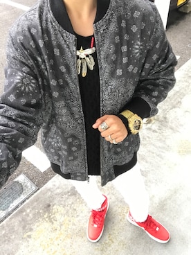 「SAAD（サード）のアイテム（アクセサリー）」を使った、TOMOKICHIさん（メンズ・166cm）の春コーディネート