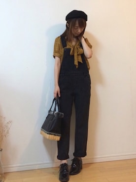 「シフォンブラウス」｜「アイテム（オールインワン・サロペット）」を使った、mikaさん（レディース・155cm）の秋コーディネート