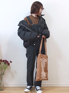 「ショートダウン」｜「アイテム（サロペット/オーバーオール）」を使った、mikaさん（レディース・155cm）の秋コーディネート
