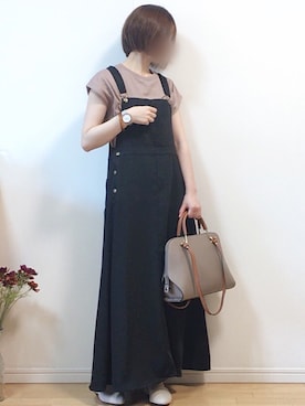 「サロペットスカート」｜「アイテム（腕時計）」を使った、mikaさん（レディース・155cm）の夏コーディネート