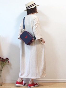 「赤コンバース」｜「アイテム（その他）」を使った、mikaさん（レディース・155cm）の夏コーディネート