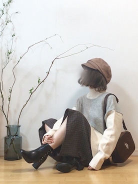 「アイテム（キャスケット）」を使った、mikaさん（レディース・155cm）の秋コーディネート