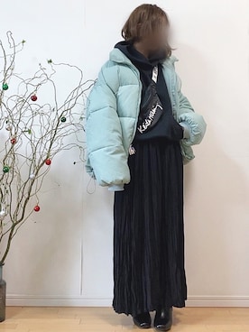 「FEKETE（フェケテ）のアイテム（ジャケット/アウター）」を使った、mikaさん（レディース・155cm）の冬コーディネート
