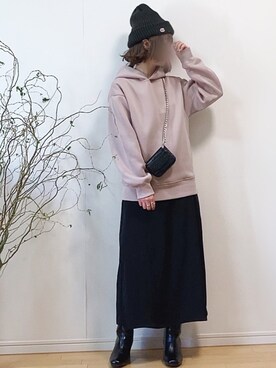 「アイテム（パーカー）」を使った、mikaさん（レディース・155cm）の冬コーディネート