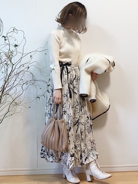 「レースアップシューズ」｜「アイテム（ノーカラージャケット）」を使った、mikaさん（レディース・155cm）の冬コーディネート