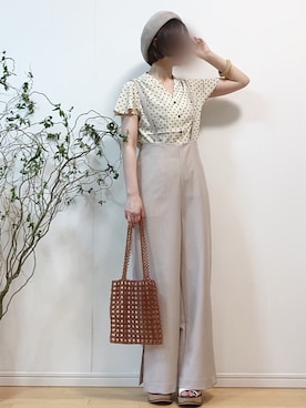 「sakishimatokyo（サキシマトーキョー）のアイテム（パンツ）」を使った、mikaさん（レディース・155cm）の春コーディネート