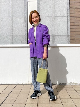 「SOREL（ソレル）のアイテム（スニーカー）」を使った、伊藤　オデット エ オディール スタッフさん（レディース・164cm）の秋コーディネート