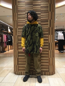 「Gramicci（グラミチ）のアイテム（パーカー）」を使った、Kato Taroさん（メンズ・164cm）の夏コーディネート