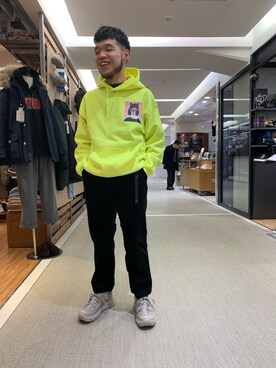 「AlexanderLeeChang（アレキサンダーリーチャン）のアイテム（パーカー）」を使った、Kato Taroさん（メンズ・164cm）の秋コーディネート