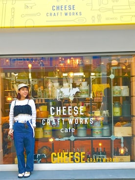 「サンダルに靴下」｜「アイテム（その他トップス）」を使った、Emika Abeさん（レディース・162cm）の春コーディネート