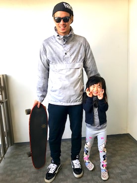 「HUF」｜「アイテム（ナイロンジャケット）」を使った、魔裟さん（メンズ・180cm）の春コーディネート