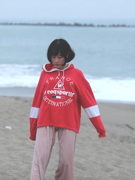 「le coq sportif（ルコックスポルティフ）の18/04/29 （スウェット、レッド系）」を使った、園崎みゆさん（レディース・153cm）の春コーディネート