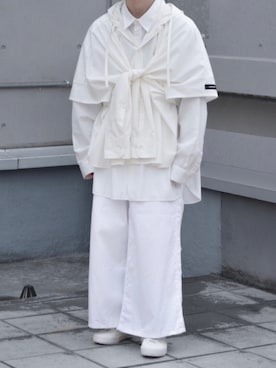 「SYU.HOMME/FEMM（シュウ）のアイテム」を使った、塩さん（メンズ・167cm）の春コーディネート