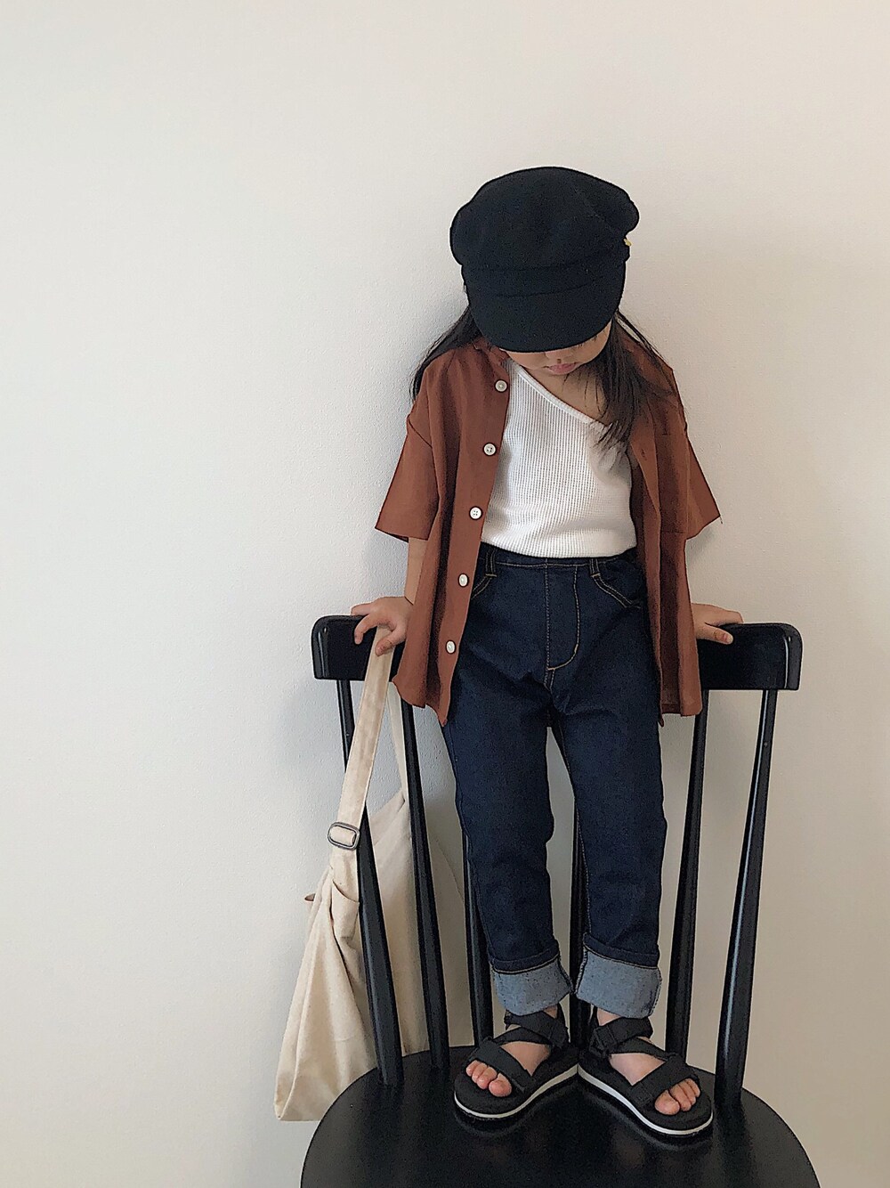 「夏コーデ、キッズコーデ、キッズファッション、女の子、ブランシェス、チャオパニックティピー(CIAOPANIC TYPY)、THE NORTH FACE、デニムパンツ、ワンショルダー、サンダル」｜「THE NORTH FACEのTHENORTHFACE/ザ・ノースフェイス/Musette ToteBag（トートバッグ、ブラック系）」を使った、YURIさん（キッズ・90cm）の夏コーディネートの1枚目の写真