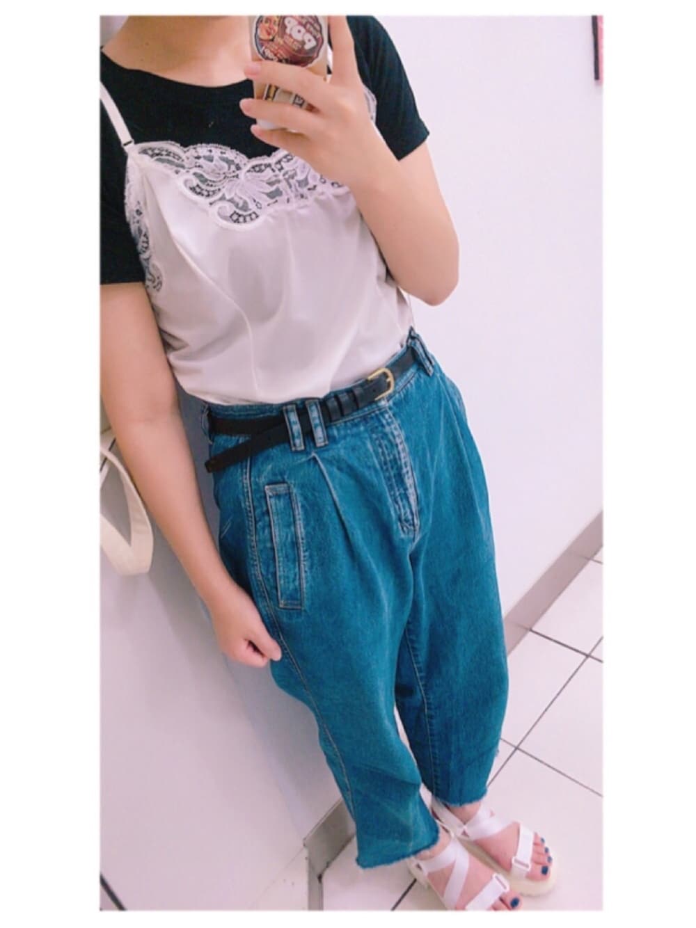 デニムパンツを使った「ネグリジェ」の人気ファッションコーディネート  