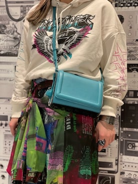「DIESEL（ディーゼル）のアイテム（スカート）」を使った、長谷川 美月さん（レディース・154cm）の冬コーディネート