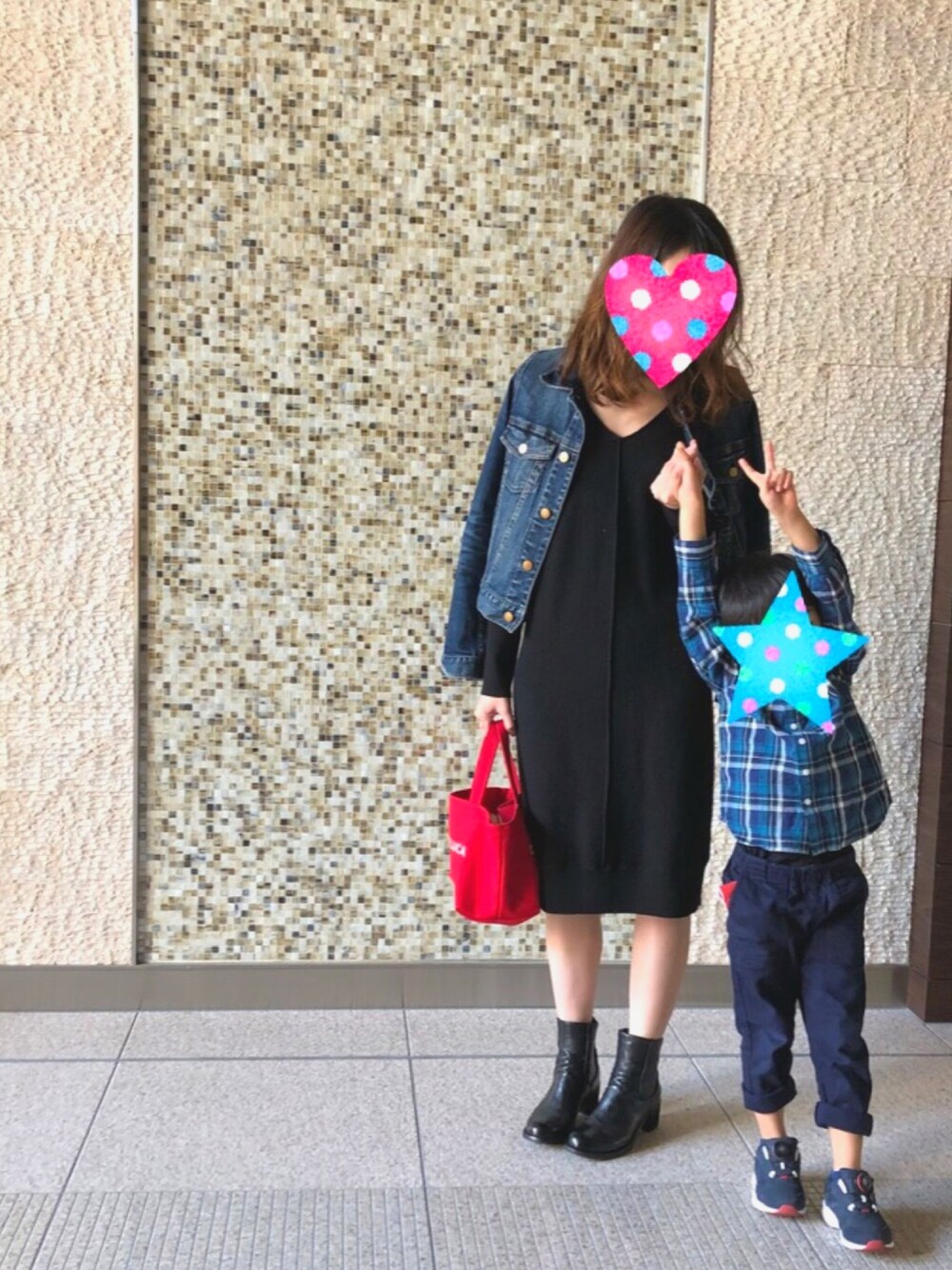 「秋冬コーデ、カジュアルコーデ、オトナカジュアル、きれいめカジュアル、ママファッション、デニム」｜「Westwood OutfittersのWESTWOOD OUTFITTERS （ウエストウッドアウトフィッターズ） TRUCK DENIM JKT (243)（ブルゾン、ブルー系）」を使った、あやめさん（レディース・165cm）の秋コーディネートの1枚目の写真