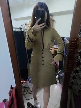 「アイテム（スリッポン）」を使った、Lin Hsin Jungさん（レディース・162cm・20代）の秋コーディネート