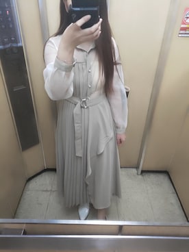「アイテム（スリッポン）」を使った、Lin Hsin Jungさん（レディース・162cm・20代）の秋コーディネート