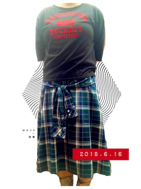 「ロゴTシャツ」｜PSYCHOｻｲｺちゃんさん（レディース・165cm・40代）の春コーディネート