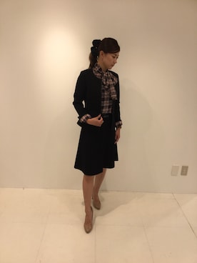 「ボウタイ」｜「アイテム（ノーカラージャケット）」を使った、Francescaさん（レディース・160cm）の秋コーディネート