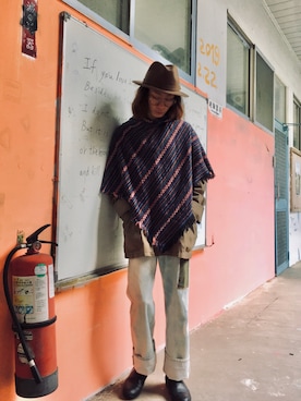 「Levi's（リーバイス）のアイテム（チェスターコート）」を使った、Pato Vetoriniさん（メンズ・168cm）の春コーディネート
