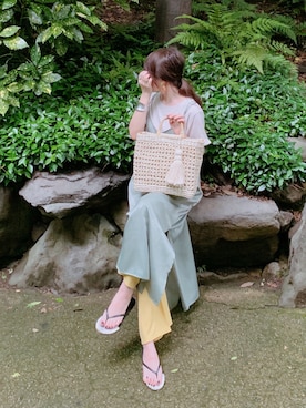 「アイテム（ビーチサンダル、ゴールド系）」を使った、minmin08_さん（レディース・160cm）の夏コーディネート