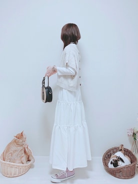 「アイテム（ジャンパースカート、ホワイト系）」を使った、minmin08_さん（レディース・160cm）の春コーディネート