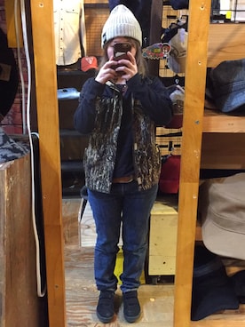 「YAMANE（ヤマネ）のアイテム（パンツ）」を使った、春空さん（レディース・152cm）の秋コーディネート