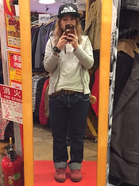 「KIN（キン）のアイテム」を使った、春空さん（レディース・152cm）の春コーディネート