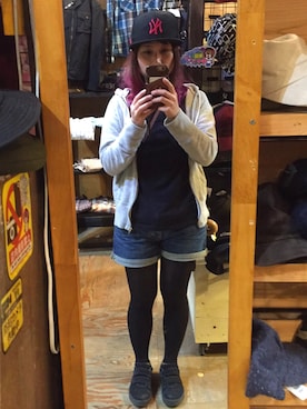 「KIN（キン）のアイテム」を使った、春空さん（レディース・152cm）の春コーディネート