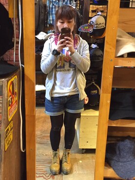 「KIN（キン）のアイテム」を使った、春空さん（レディース・152cm）の春コーディネート