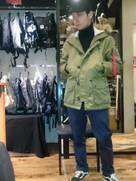 「GGD（ジージーディー）のアイテム（ミリタリージャケット）」を使った、GGD町田店さん（メンズ・172cm）の冬コーディネート