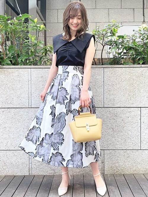 Noelanoelaさんのtシャツ カットソーを使ったコーディネート Zozotown