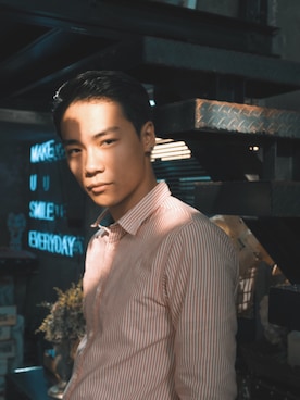 「アイテム（イヤリング、ブルー系）」を使った、Jefferyさん（メンズ・179cm）の冬コーディネート